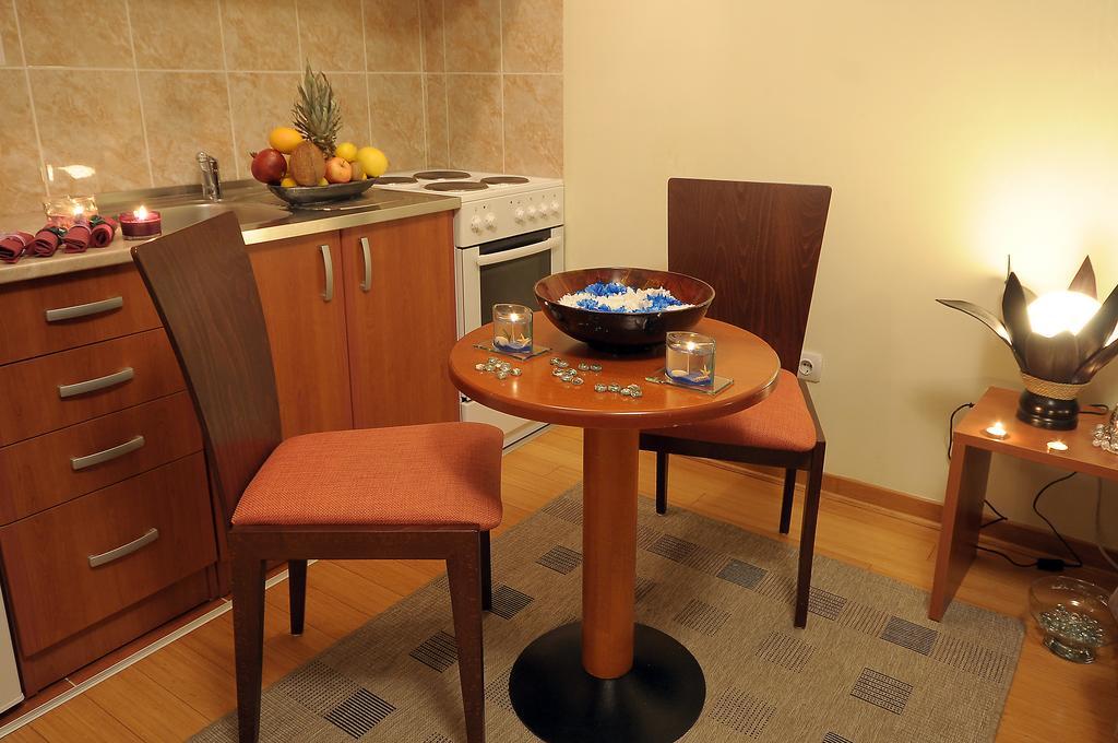 Iwa Centar Apartments & Wellness Врнячка-Баня Экстерьер фото